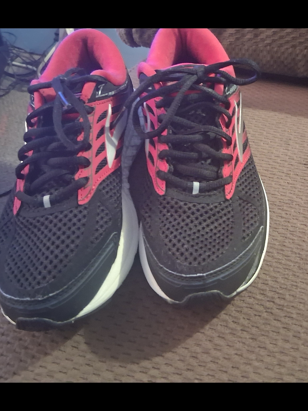 Brooks Women’s Black & Pink Running Shoes